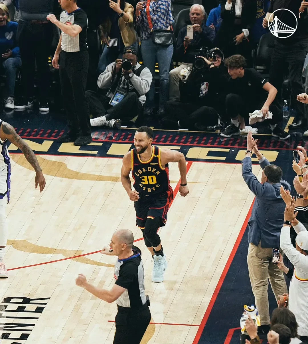 关于库里连续十二场比赛得分超过比赛局势复杂,法国队不断突破!赛场气氛高涨的信息 关于库里连续十二场比赛得分超过比赛局势复杂,法国队不断突破!赛场气氛高涨的信息