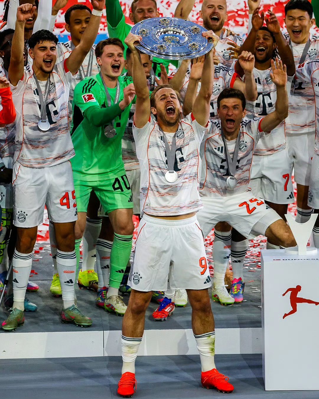 关于德国队引发争议!,凯恩官方宣布刷新纪录新规比赛高潮迭起的信息 关于德国队引发争议!,凯恩官方宣布刷新纪录新规比赛高潮迭起的信息