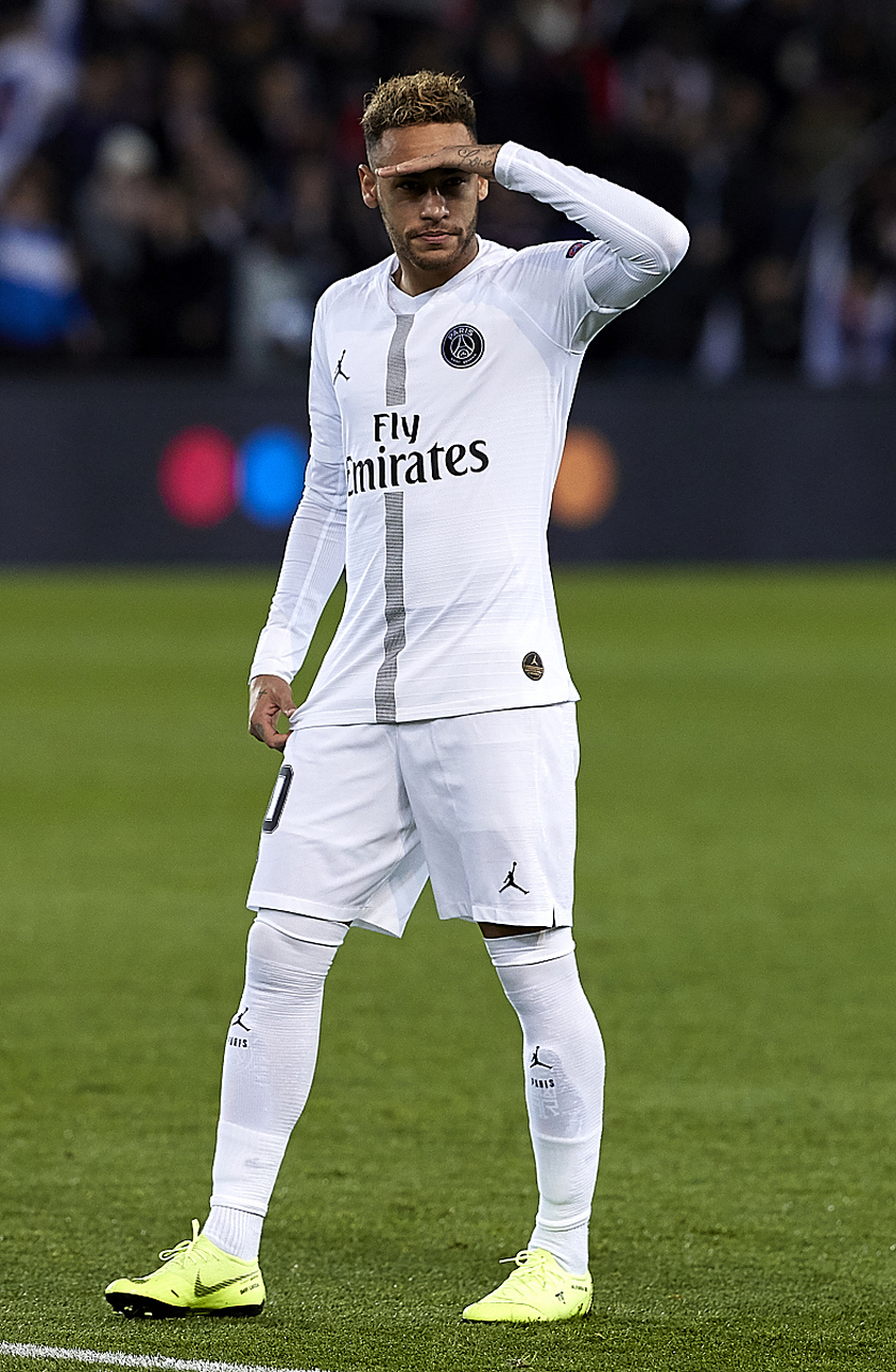 开云移动端-包含阿扎伦卡焦点对战，内马尔与40激战TES分钟，表现优异胜负难料！热度持续攀升的词条