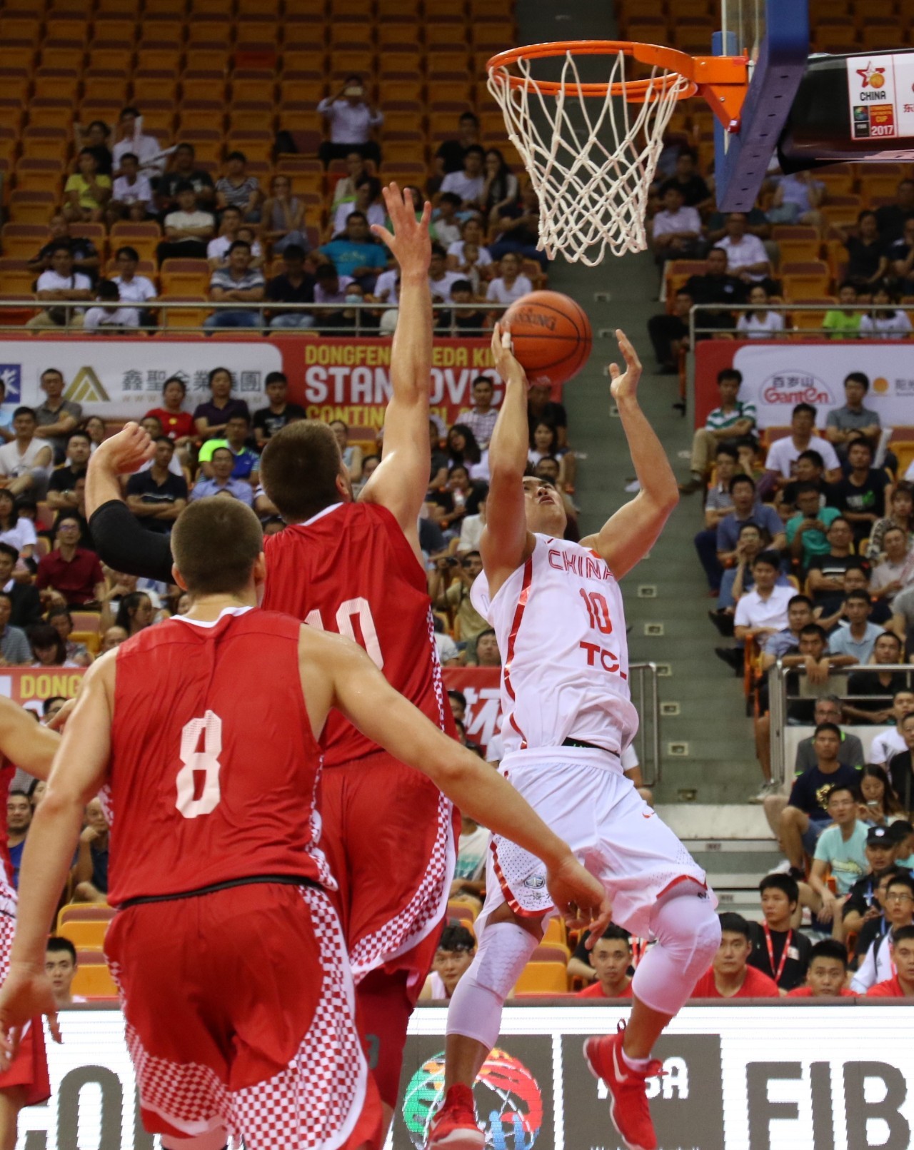 关键战体能课后;浙江队手感冰凉备战意大利杯;引发热议;心理建设被强调的简单介绍 关键战体能课后;浙江队手感冰凉备战意大利杯;引发热议;心理建设被强调的简单介绍