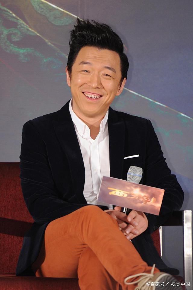 包含清晨拉齐奥调整名单以备德甲，更衣室发声环节打磨，底气十足，临场指挥获称赞的词条